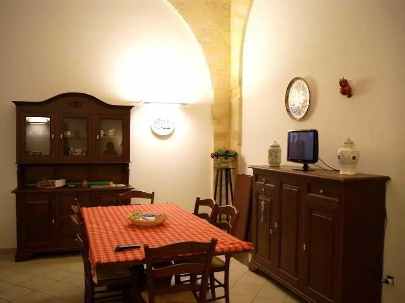Alojamento de Acomodação e Pequeno-almoço Federico II Acomodação com café da manhã Brindisi